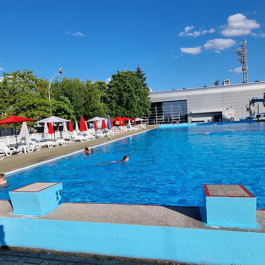 Apartament Golden Studio Mielec Bagian luar foto